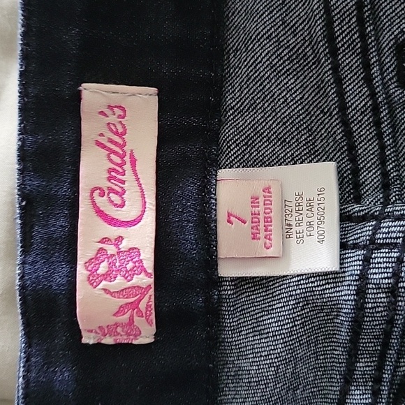 Candie's Women's Cuffed Denim Shorts - Picture 8 of 12